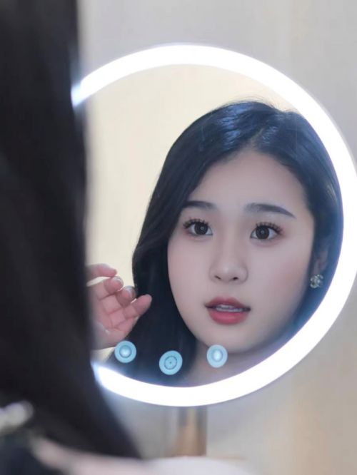 拯救手残党让化妆变得得心应手冰球突破爆百万大奖歌岚美妆镜(图1)